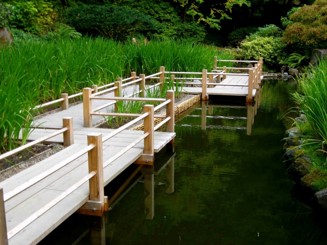 Portland Japanese Gardens by Hoichi Kurisu