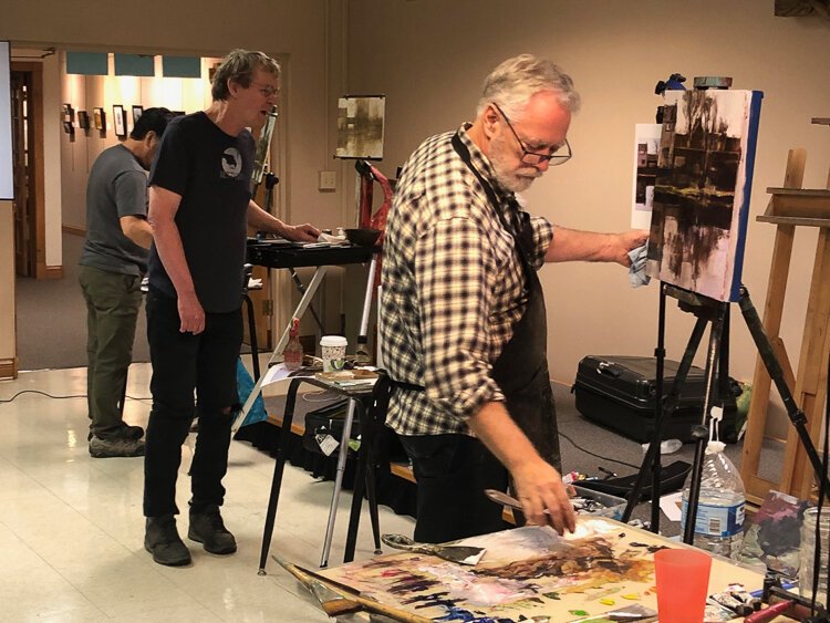 This year, FLPC will host 40 workshops featuring nationally and internationally recognized instructors across various disciplines, including oil, watercolor, pastel, acrylic painting, children’s book illustration, monoprinting, and iconography.