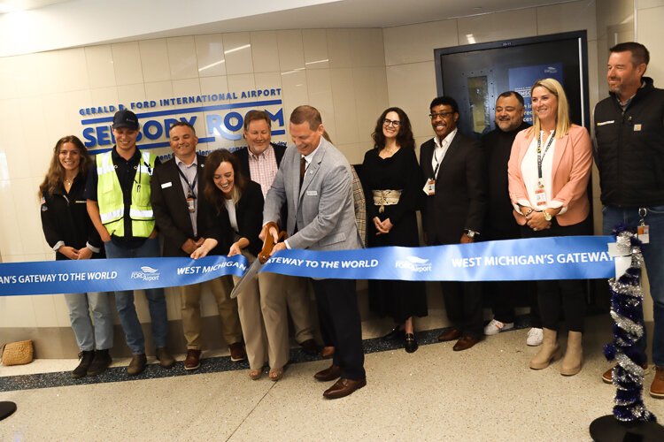 GRR's Sensory Room dedication included a festive ribbon cutting. 