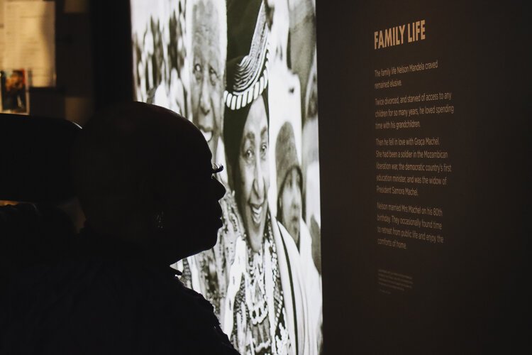 The family life Nelson Mandela craved was elusive.